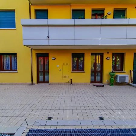 Welc-om Sofia Apartment *